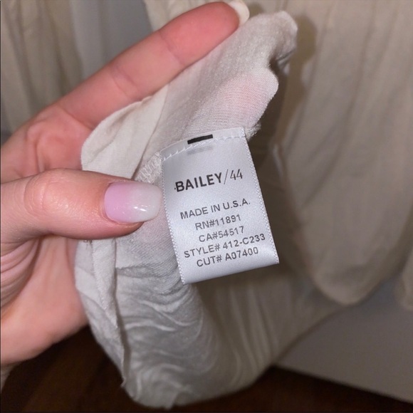 🟡 Bailey 44 Round Turn Top Cream - Picture 5 of 8